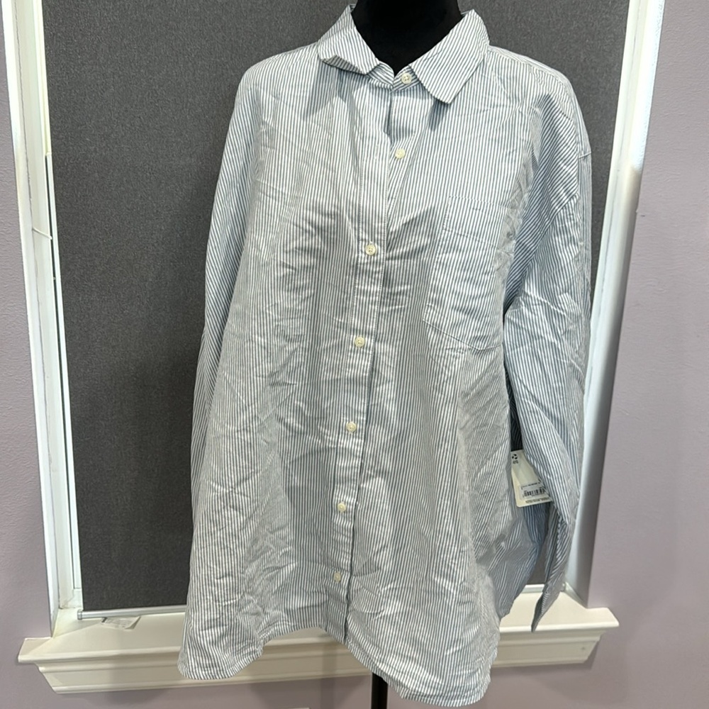 Buttoned shirt